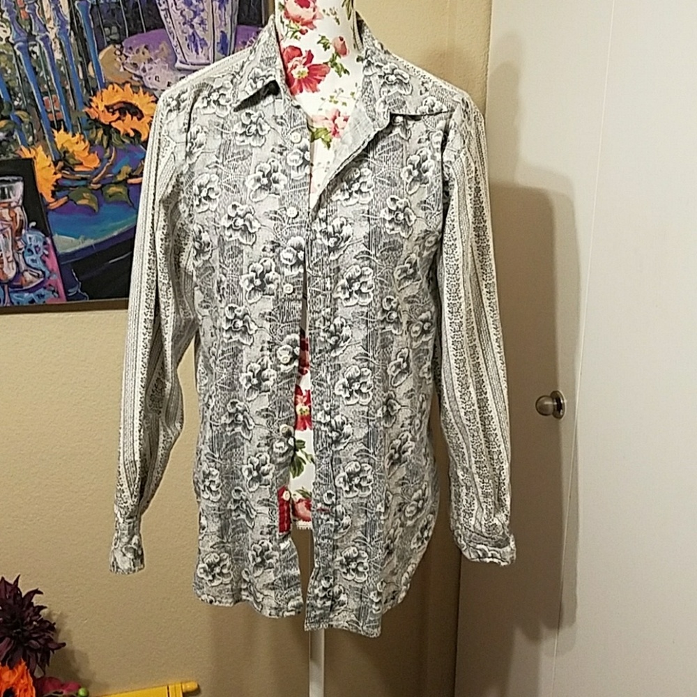 GUESS JEANS BUTTON UP SHIRT